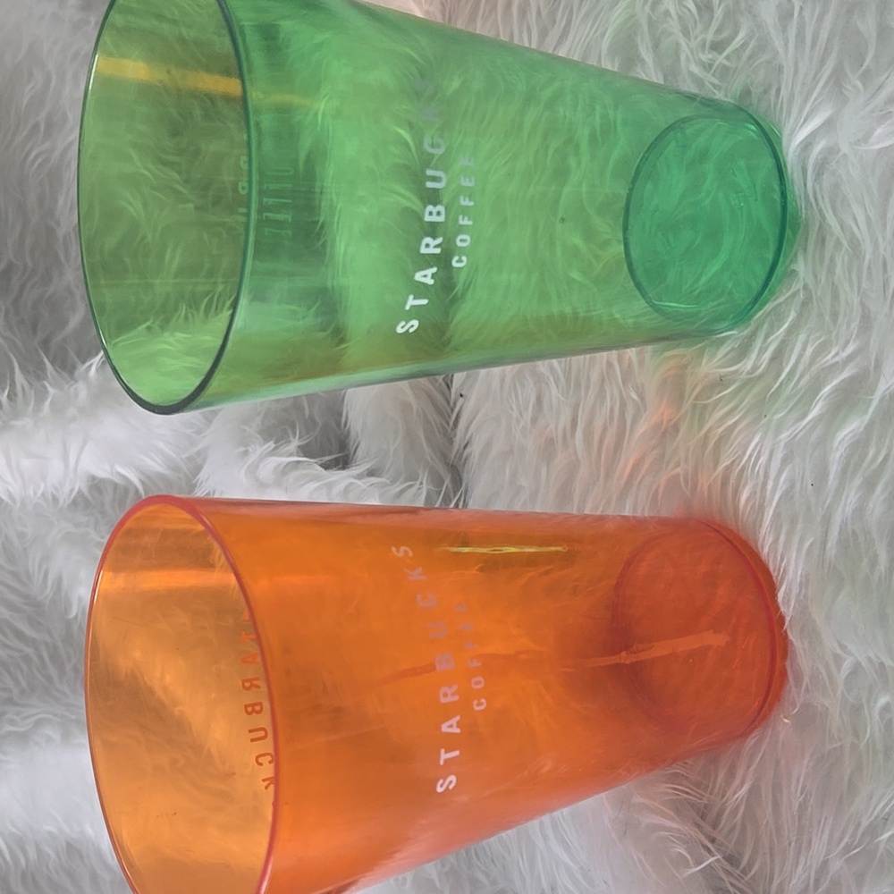 VINTAGE Starbucks Orange and Green Tumblers‎